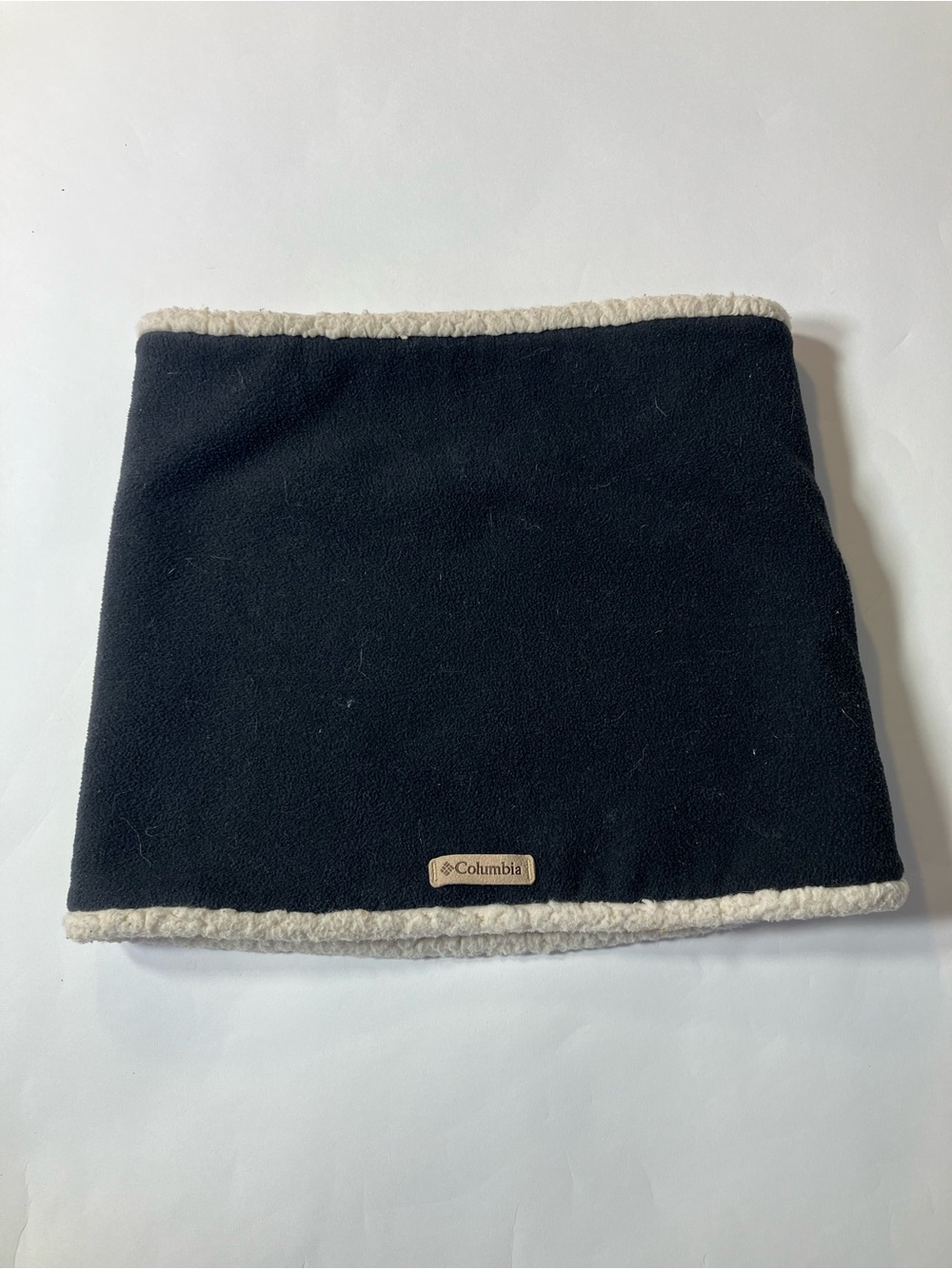 Columbia Black Fleece Neck Gaiter with Cream Sherpa Trim